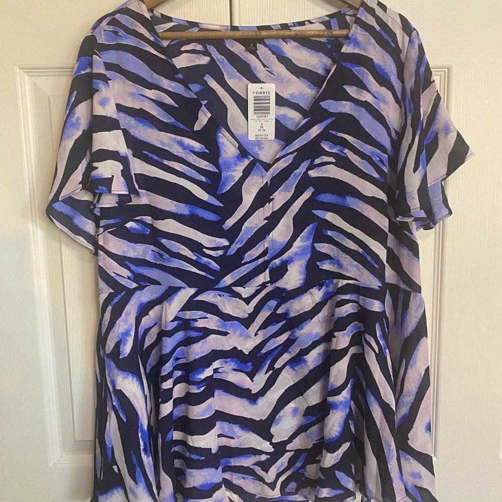 Torrid - NAVY ZEBRA GEORGETTE PEPLUM BLOUSE - Picture 3 of 10